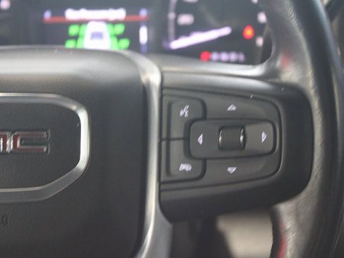 Used 2020 GMC Sierra 1500 SLE w/ SLE Value Package image 21