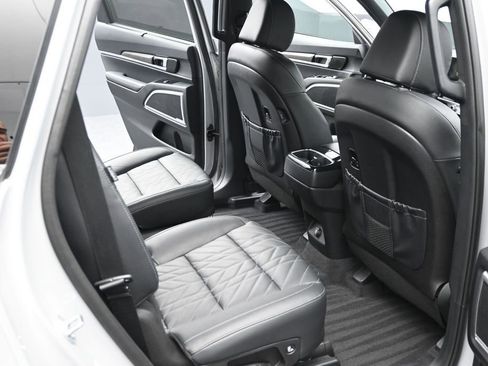 Used 2024 Kia Telluride EX X-Line AWD/4WD image 12