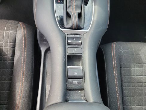 Certified 2025 Honda HR-V Sport image 33