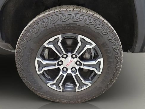 Used 2023 GMC Canyon AT4 w/ Canyon Safety Plus Package AWD/4WD image 25