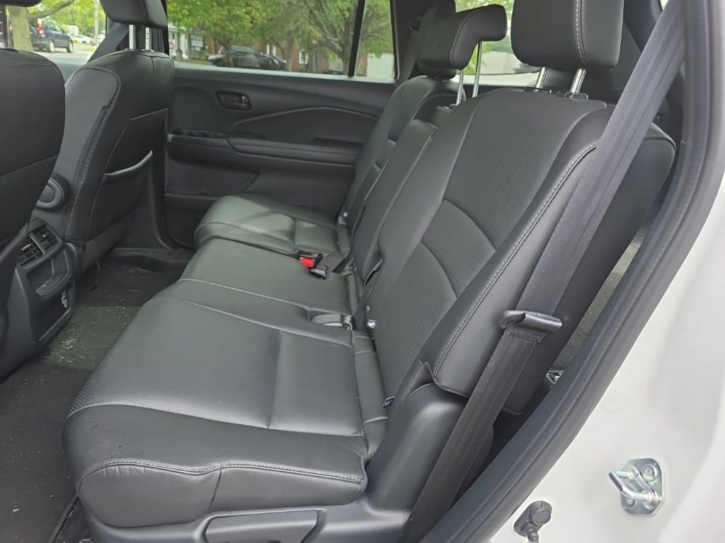 Certified 2023 Honda Passport EX-L image 24