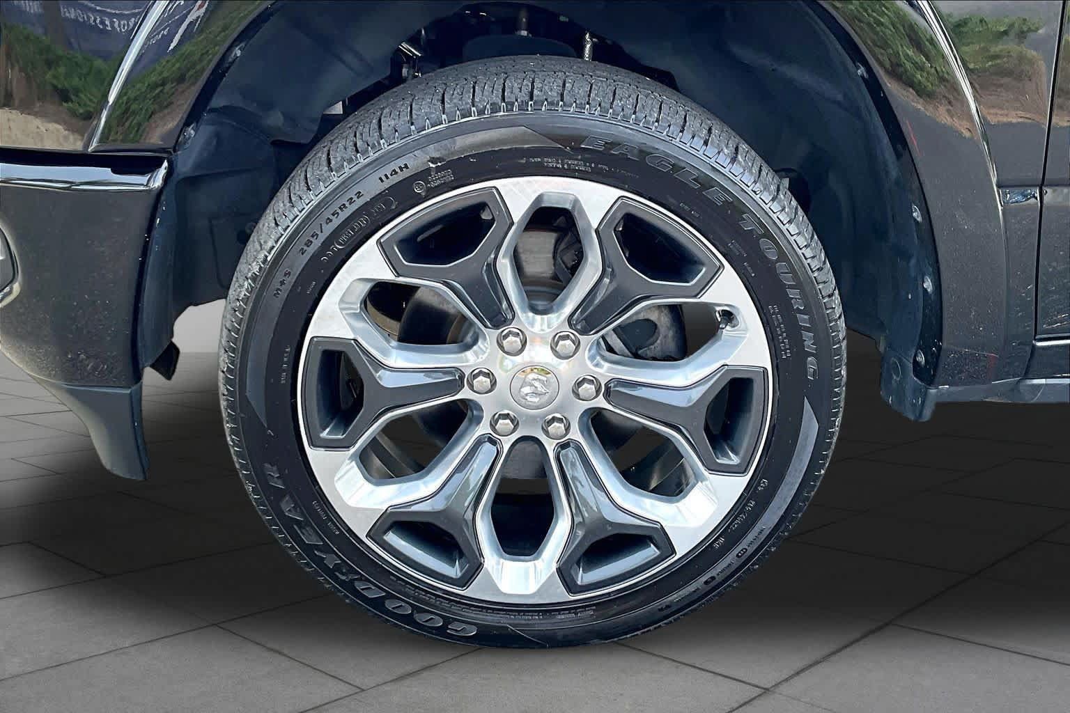 Used 2023 RAM 1500 Limited AWD/4WD image 11