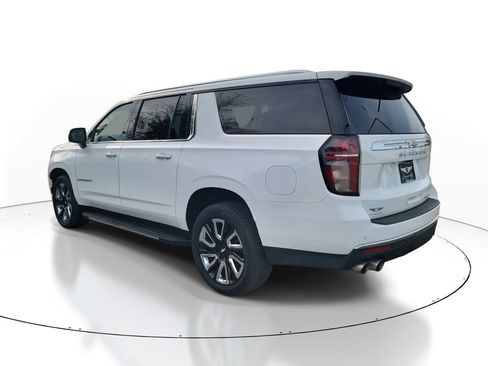 Used 2021 Chevrolet Suburban Premier w/ Premium Package image 6