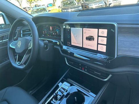 New 2026 Volkswagen Atlas SEL image 32