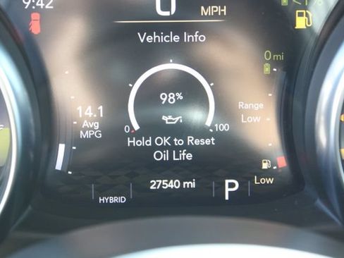 Used 2022 Jeep Wrangler Unlimited Sahara w/ Cold Weather Group AWD/4WD image 18