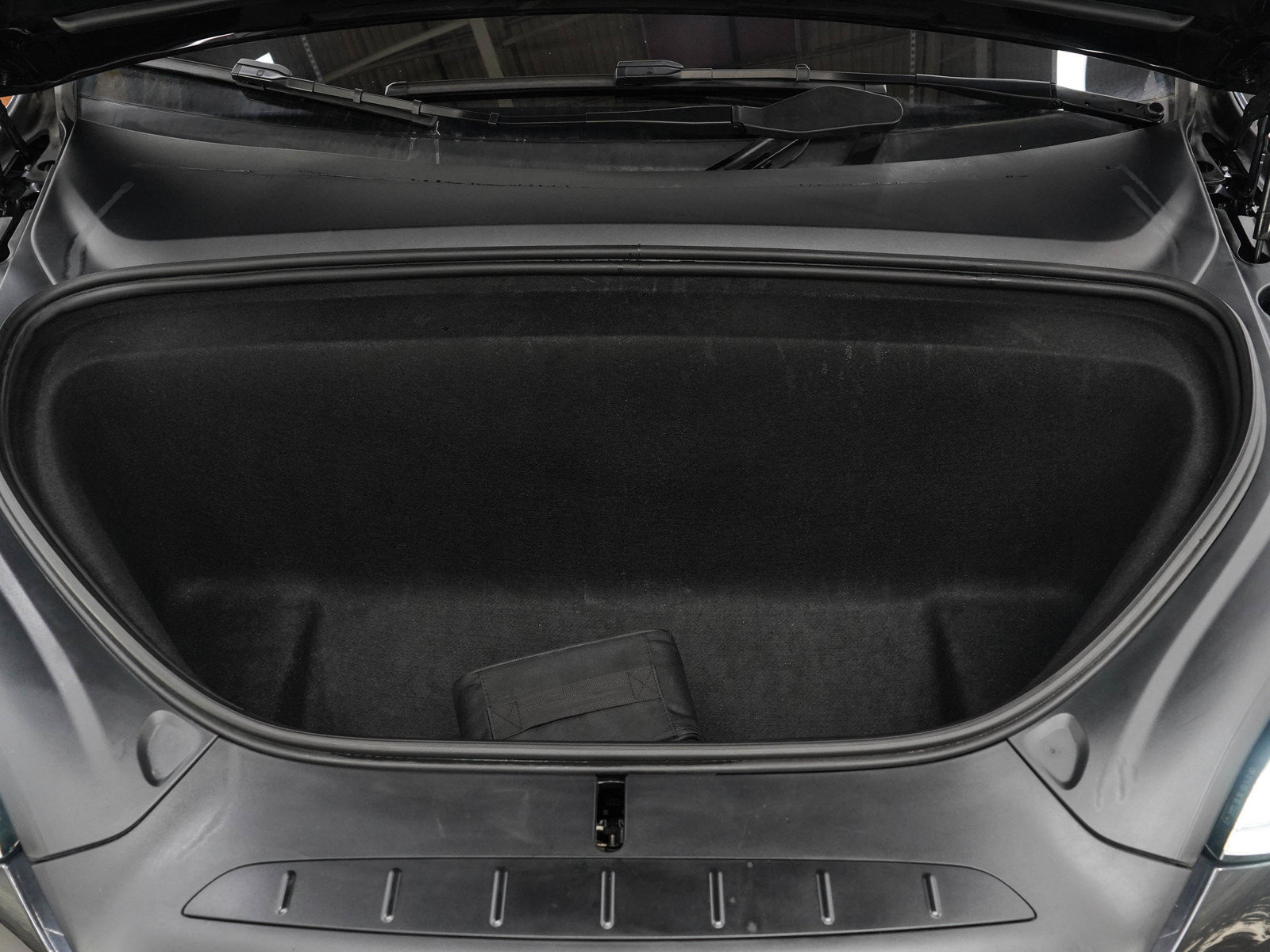 Used 2024 Tesla Model X AWD/4WD image 32