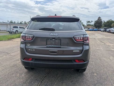 Used 2024 Jeep Compass Latitude AWD/4WD image 5
