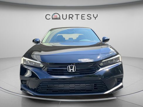Used 2023 Honda Civic EX image 9