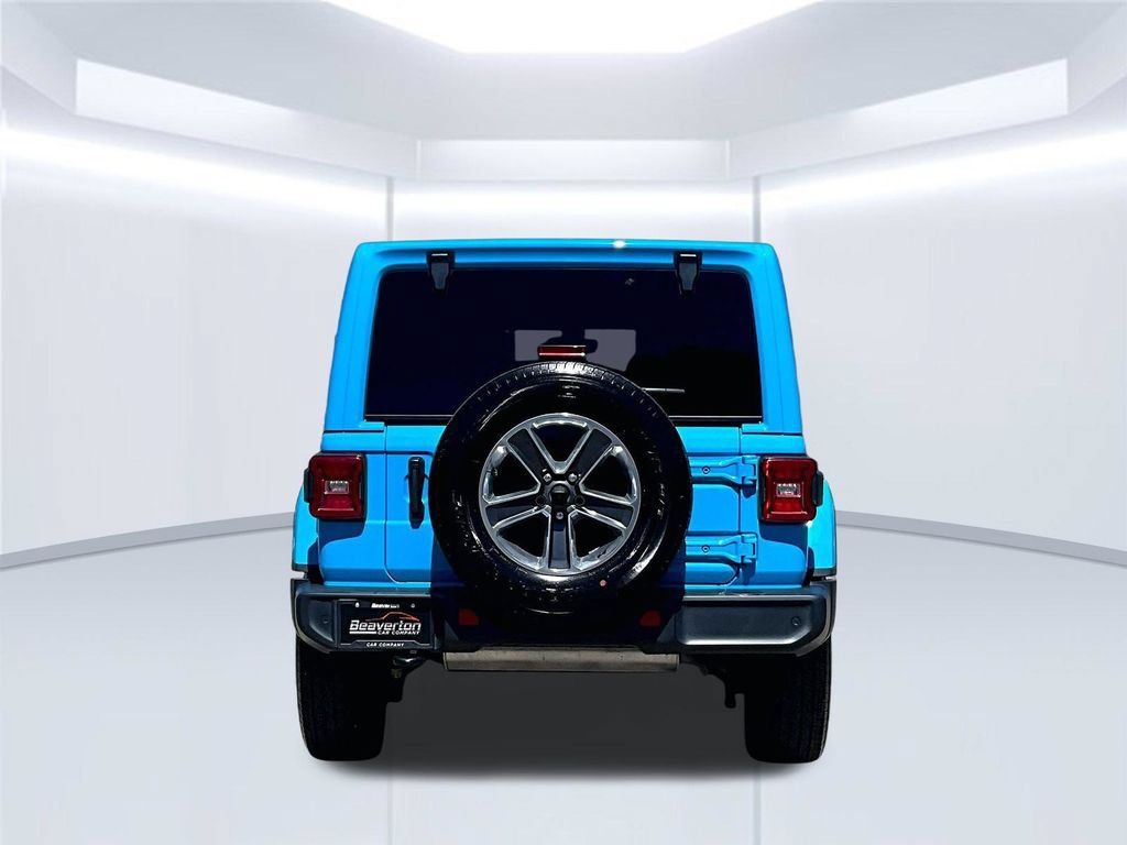 Used 2021 Jeep Wrangler Unlimited Sahara AWD/4WD image 6