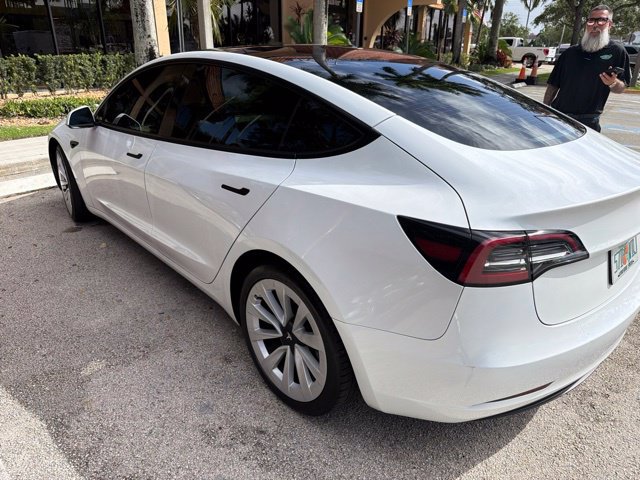 Used 2023 Tesla Model 3 Standard Range RWD image 2