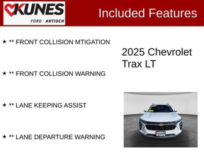 Used 2025 Chevrolet Trax LT