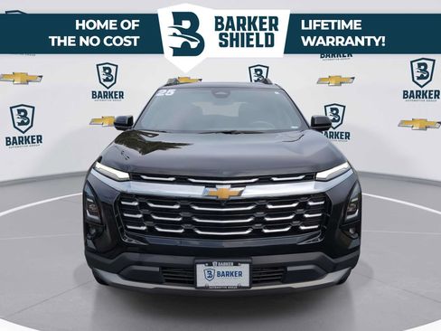 Used 2025 Chevrolet Equinox LT w/ Convenience Package II FWD image 3