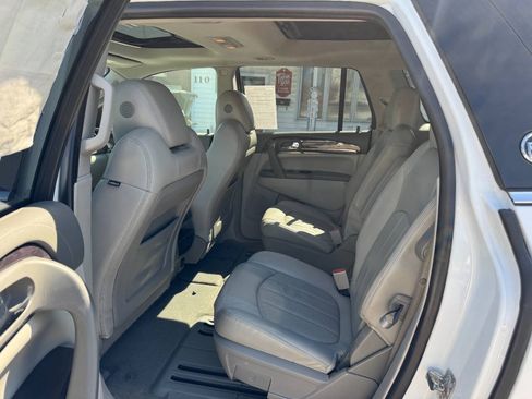 Used 2017 Buick Enclave Leather AWD/4WD image 14