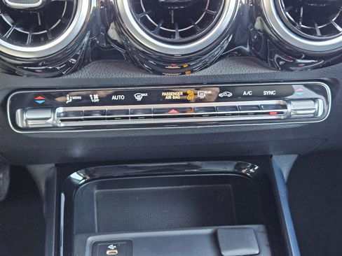 Used 2026 Mercedes-Benz GLB 250 GLB 250 image 17