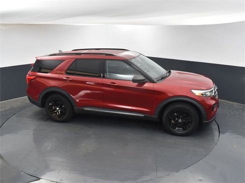 Used 2021 Ford Explorer XLT w/ Class III Trailer Tow Package image 29