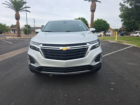 Used 2022 Chevrolet Equinox LT w/ Driver Convenience Package FWD image 8
