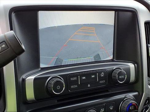 Used 2015 GMC Sierra 2500 SLT w/ Suspension Package, Off-Road image 13