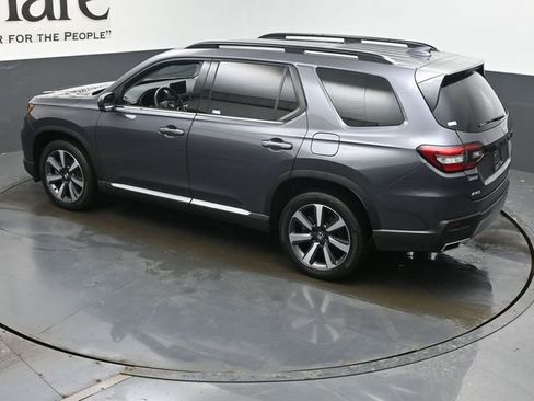 Used 2023 Honda Pilot Touring image 42