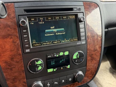Used 2007 Chevrolet Tahoe LTZ w/ LTZ Preferred Equipment Group AWD/4WD image 26