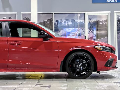 Used 2024 Honda Civic Sport image 33