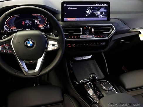 New 2025 BMW X4 xDrive30i w/ Premium Package image 16