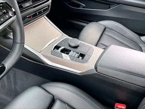 Used 2025 BMW 430i Coupe w/ Premium Package RWD image 13
