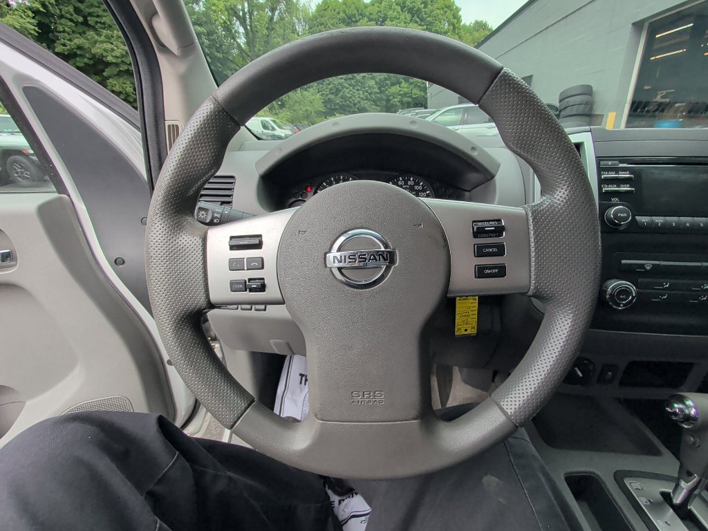 Used 2014 Nissan Frontier SV AWD/4WD image 19