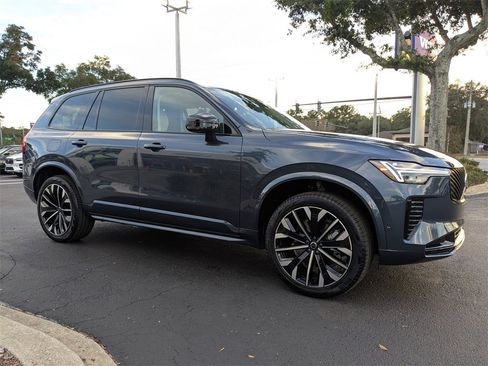 Certified 2026 Volvo XC90 B6 Ultra w/ Protection Package Premier image 15