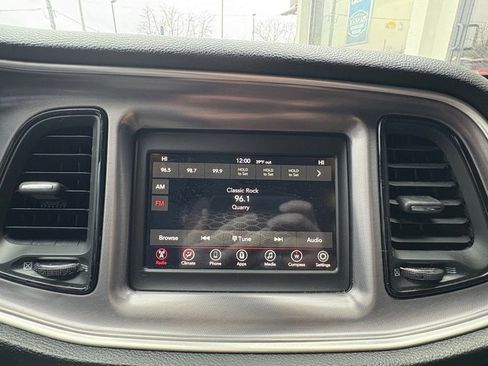 Used 2019 Dodge Challenger R/T image 27