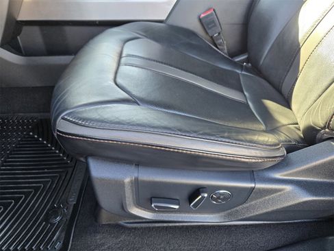 Used 2020 Ford F250 Platinum w/ FX4 Off-Road Package image 21