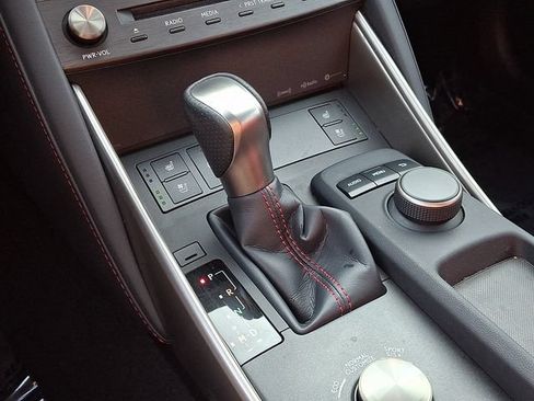 Used 2020 Lexus IS 350 F Sport w/ F Sport Package RWD image 18