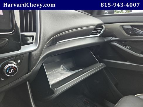 Used 2023 Chevrolet Traverse Premier AWD/4WD image 15