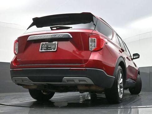 Used 2022 Ford Explorer XLT w/ Equipment Group 202A image 31