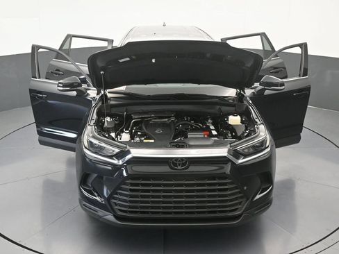 Used 2025 Toyota Grand Highlander FWD image 60