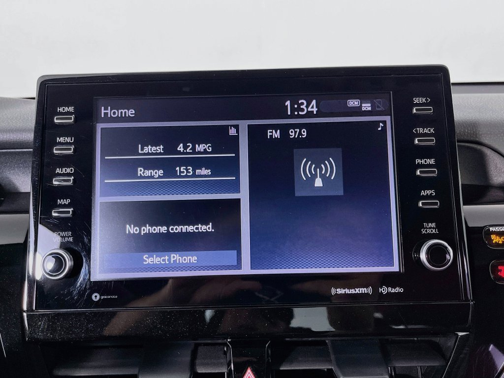 Used 2022 Toyota Camry XSE FWD image 16