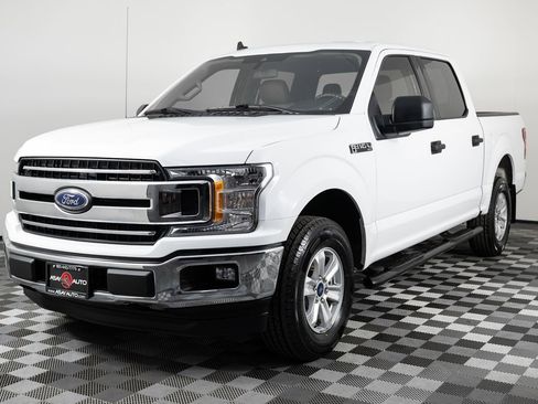 Used 2019 Ford F150 XLT image 2
