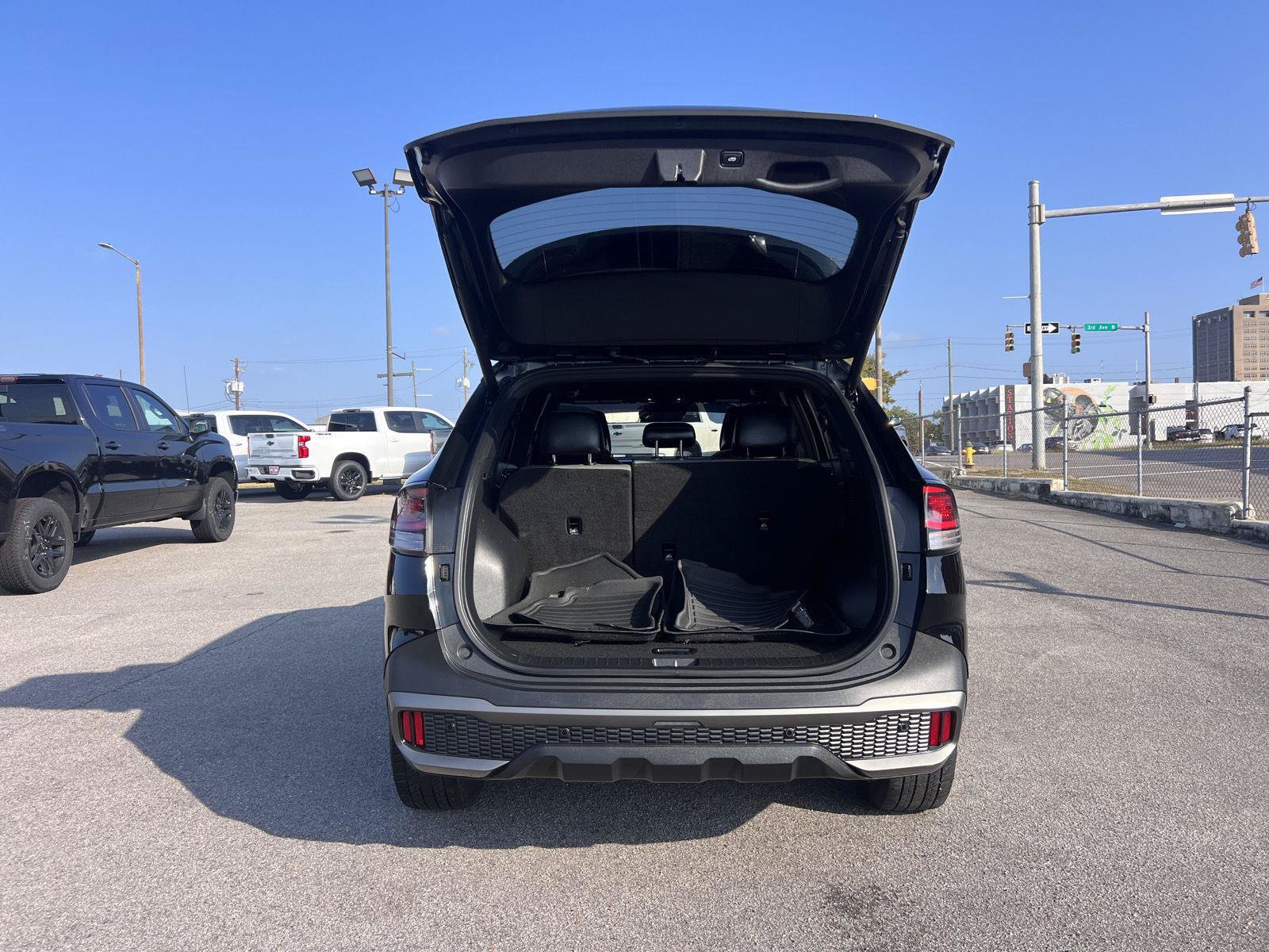 Used 2023 Kia Sportage X-Line w/ X-Line Premium Package AWD/4WD image 37