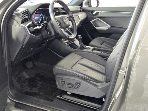 Used 2020 Audi Q3 2.0T Premium w/ Convenience Package image 7