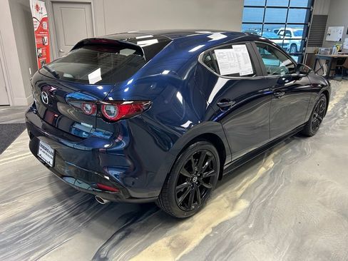 Used 2024 MAZDA MAZDA3 s FWD image 29