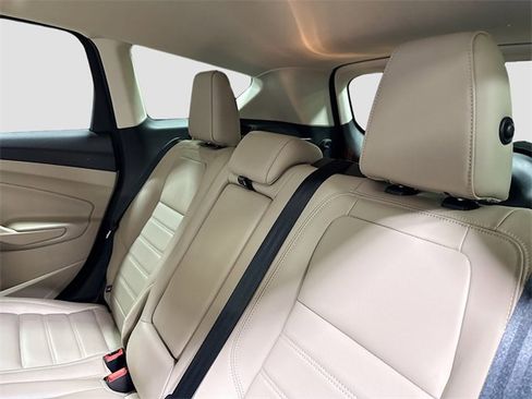 Used 2019 Ford Escape SEL image 25