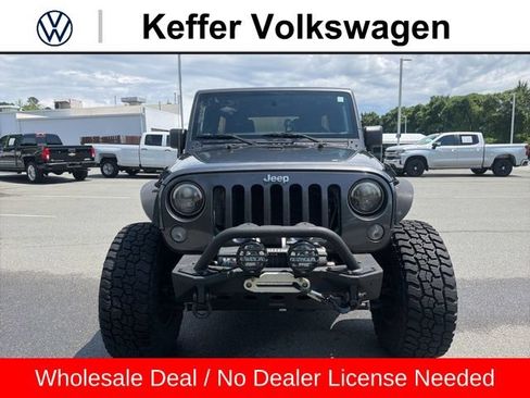 Used 2016 Jeep Wrangler Unlimited Sport AWD/4WD image 8