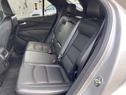 Used 2021 Chevrolet Equinox Premier AWD/4WD image 5