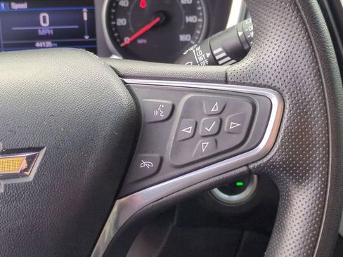 Used 2022 Chevrolet Equinox LS w/ LS Convenience Package image 19