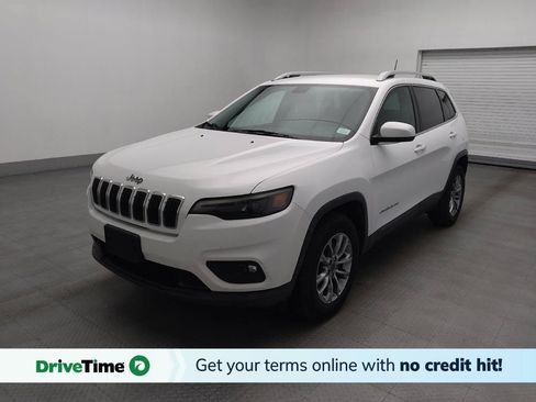 Used 2019 Jeep Cherokee Latitude Plus w/ Cold Weather Group AWD/4WD image 1