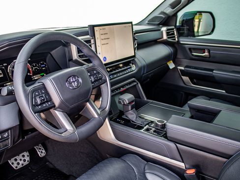 Used 2026 Toyota Tundra Platinum w/ TRD Off-Road Package AWD/4WD image 23