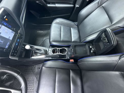 Used 2017 Toyota Corolla L FWD image 17