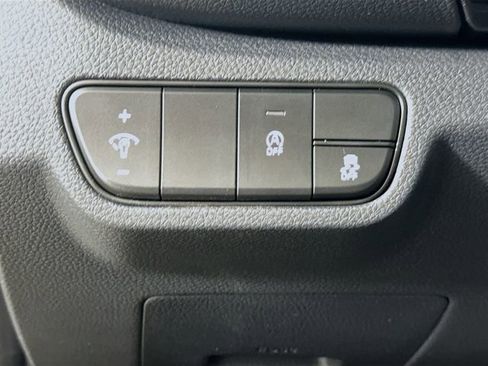 New 2026 Kia Seltos S image 12