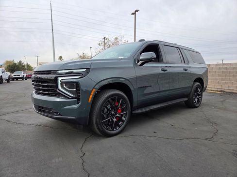 New 2026 Chevrolet Suburban RST w/ Advanced Technology Package image 2