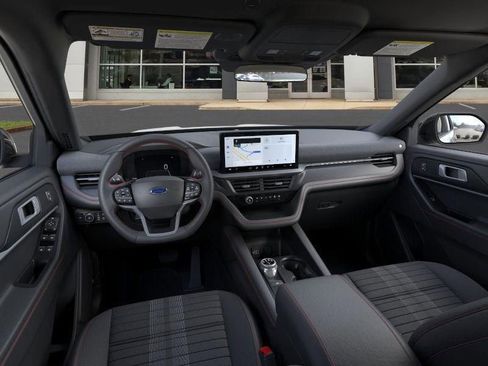 New 2026 Ford Explorer ST-Line w/ ST-Line Street Pack image 9