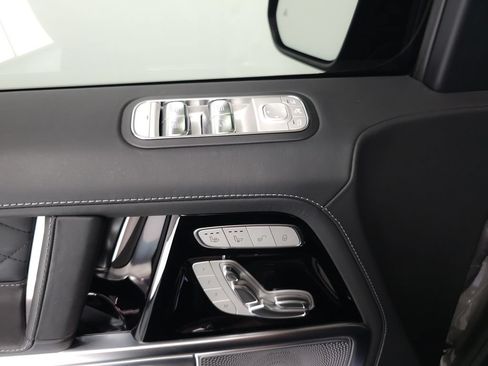 Used 2025 Mercedes-Benz G 63 AMG 4MATIC image 6